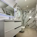 Select 2 Apartamento Tirana