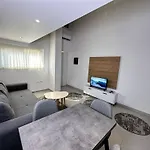 Select 2 Apartamento