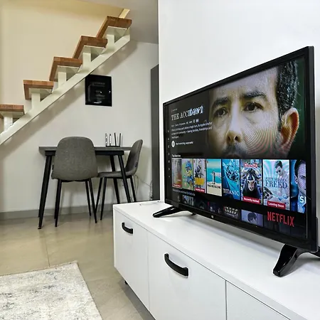 Select 2 Apartamento Tirana